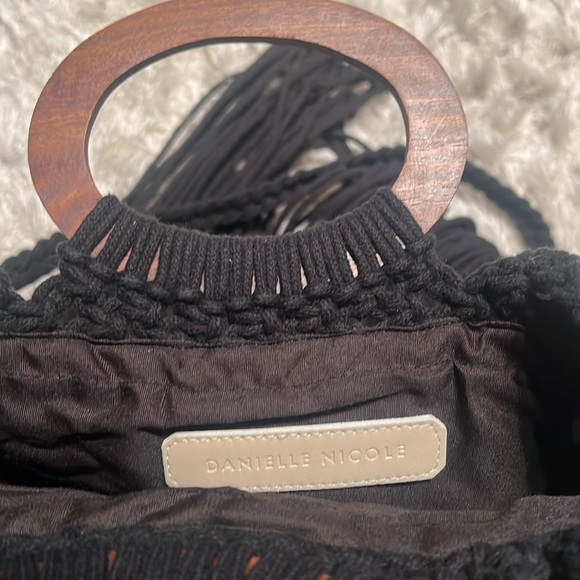 Like New Danielle Nicole Macramé Bag - Picture 4 of 4